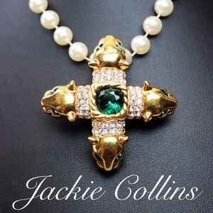 RARE! ⚜️ Vintage Panther Head Maltese Cross w/ Emerald Green Eyes